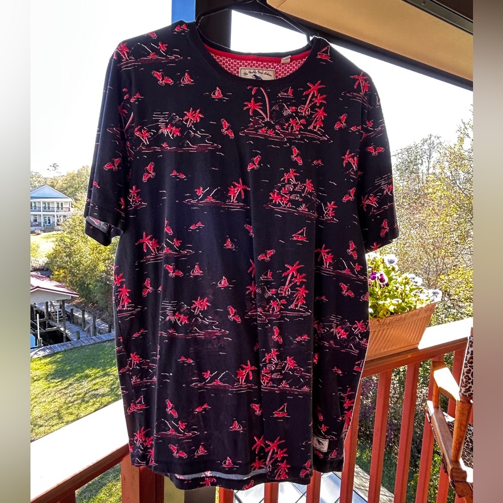 Ted Baker London- “The World is Your Lobster”Men’s Print Tropical Tee